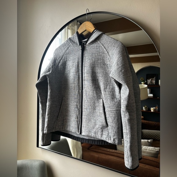 LULULEMON | City bound Hoodie | size 6-8 - Picture 5 of 8